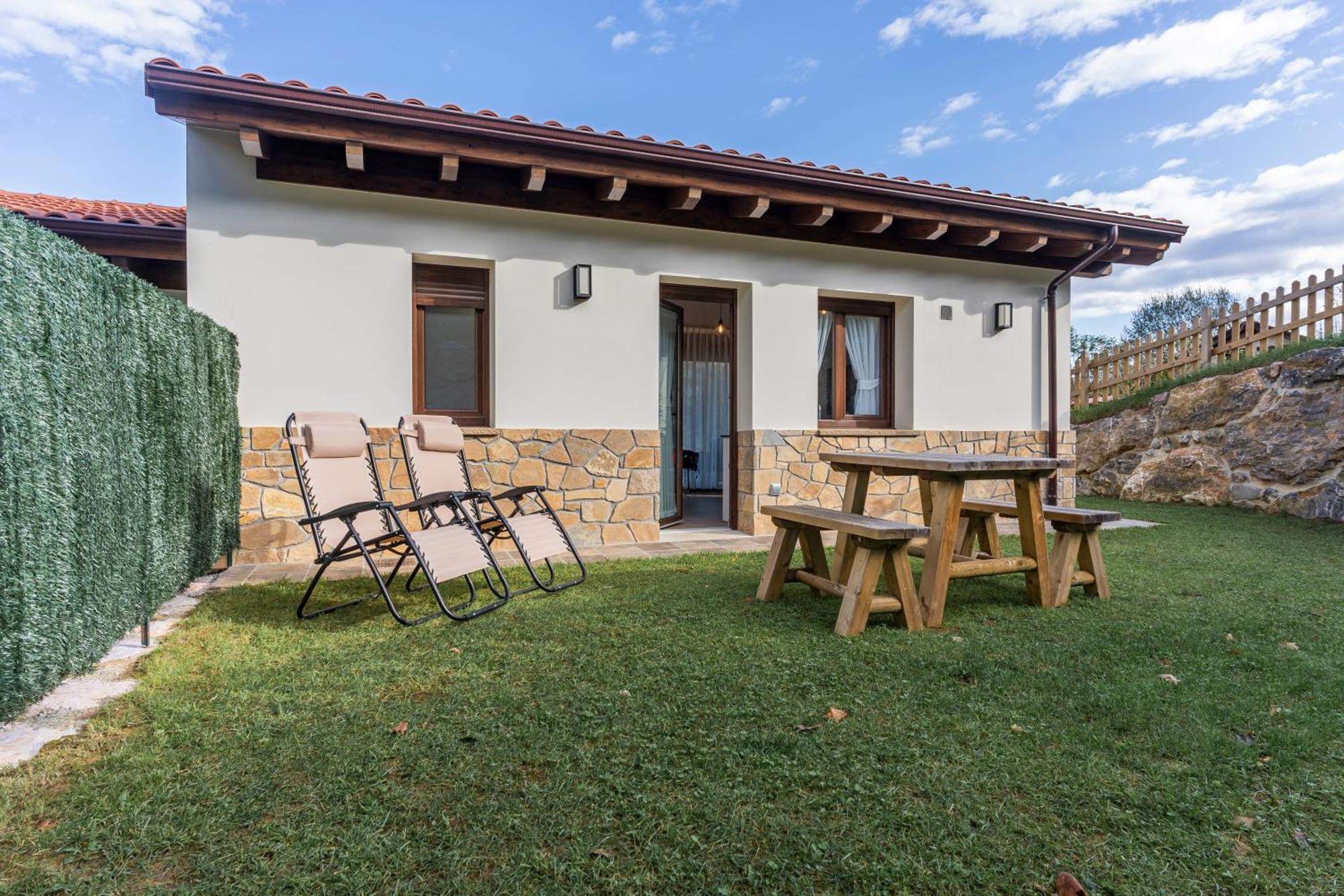 Onís Apartamentos Cuetumerin מראה חיצוני תמונה