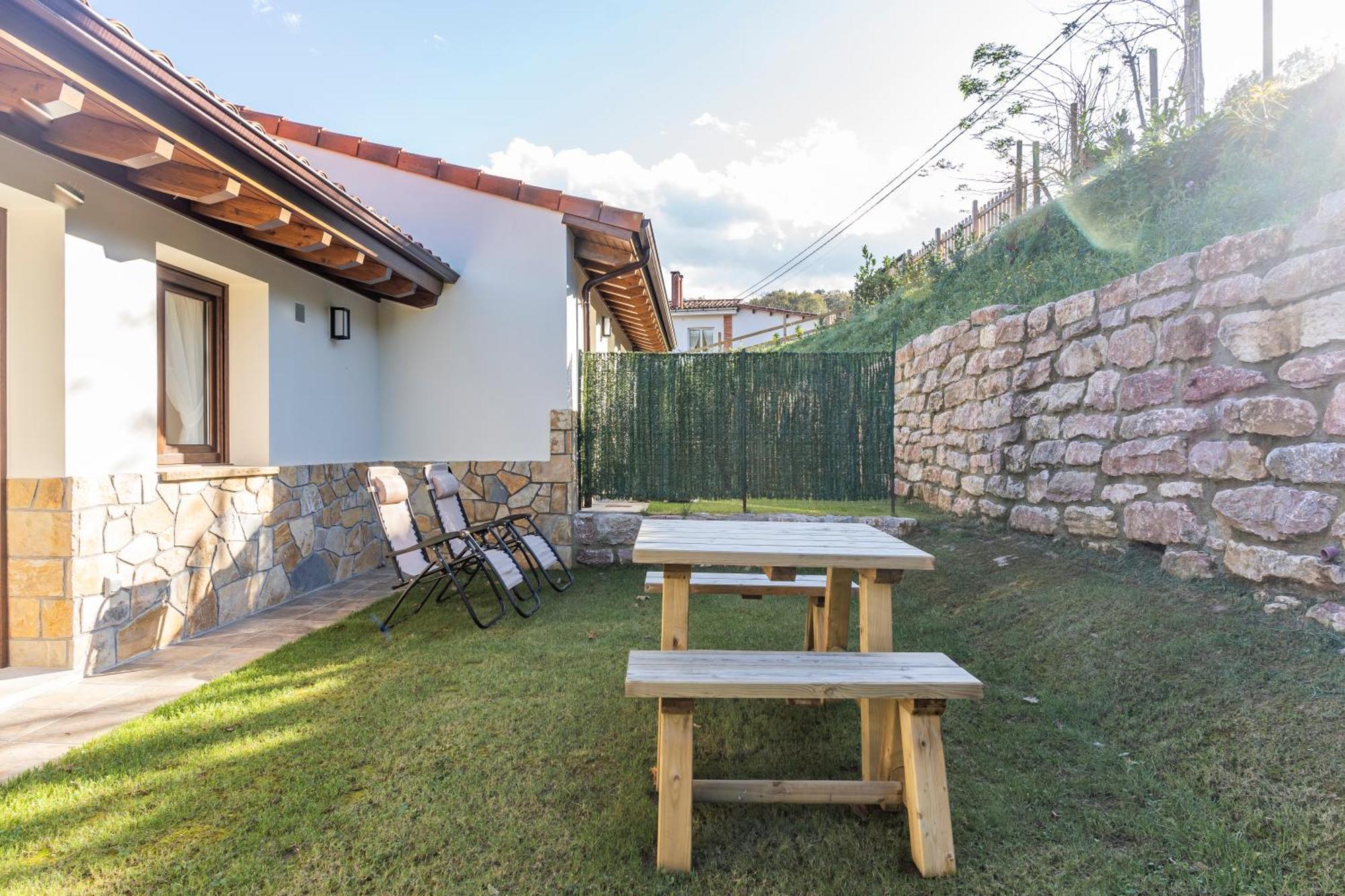Onís Apartamentos Cuetumerin מראה חיצוני תמונה