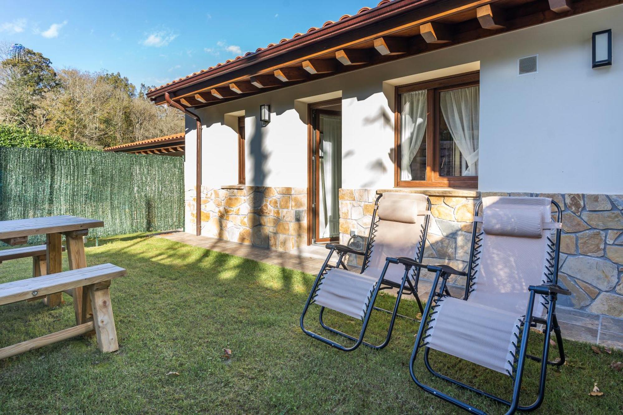 Onís Apartamentos Cuetumerin מראה חיצוני תמונה