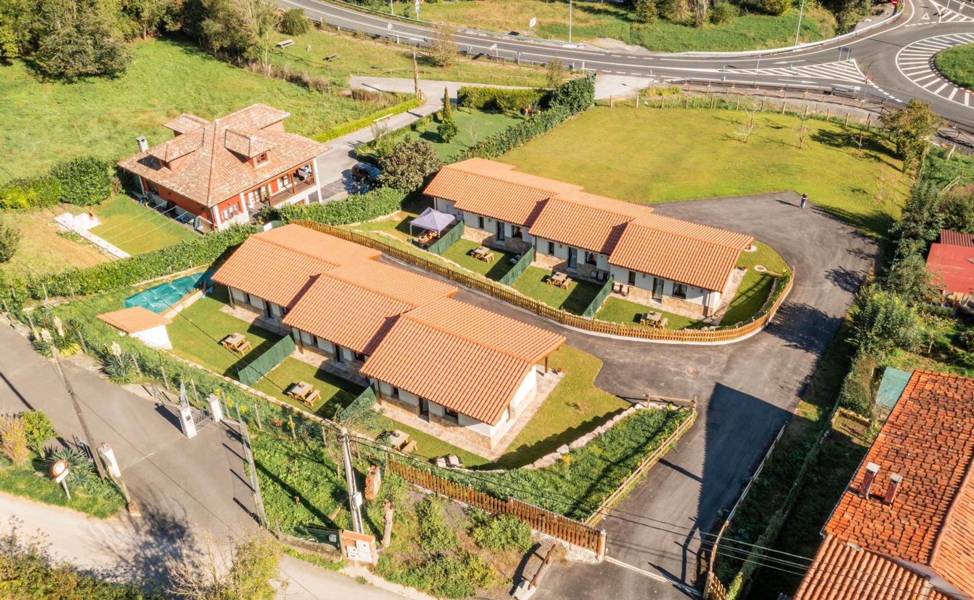 Onís Apartamentos Cuetumerin מראה חיצוני תמונה